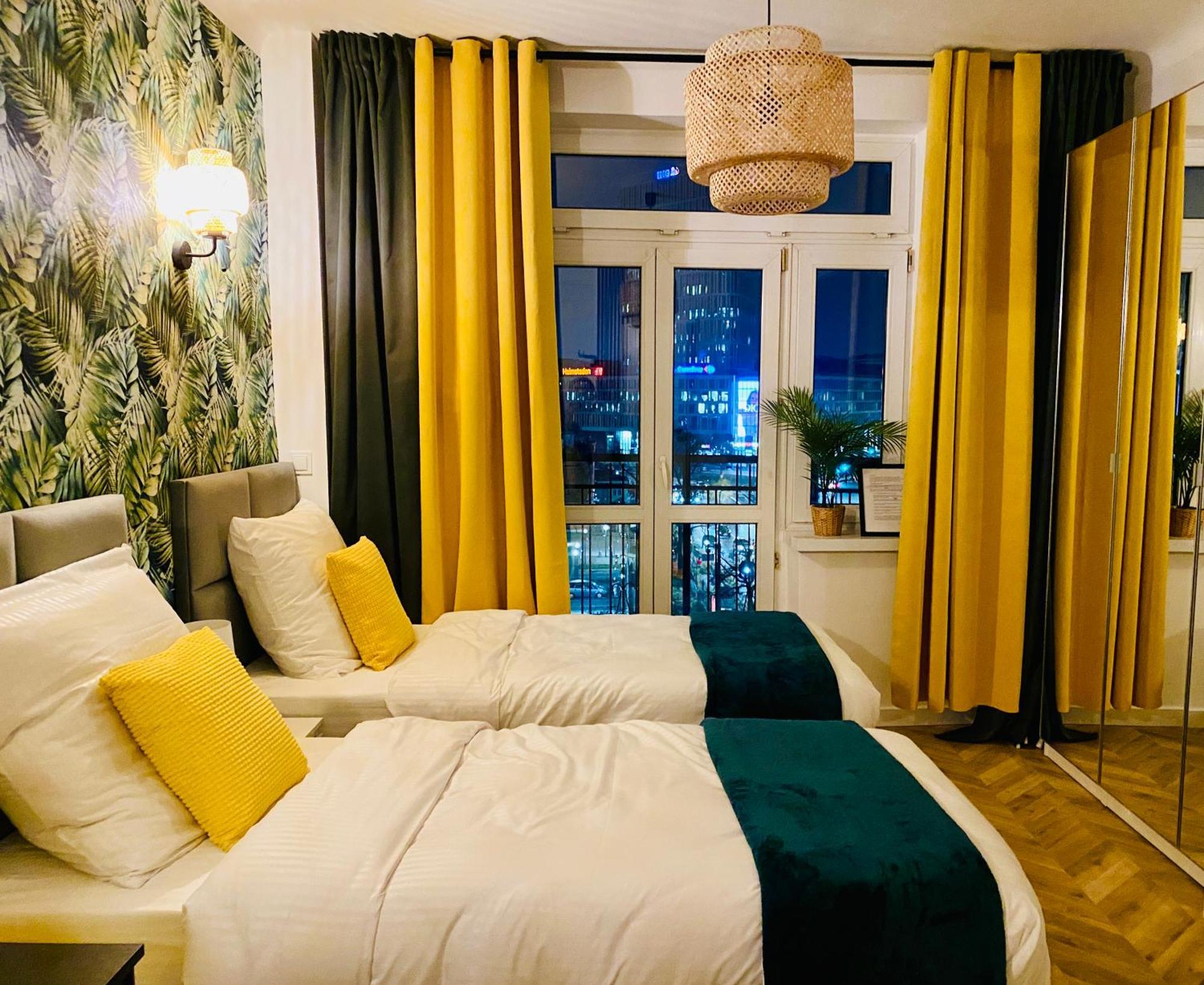 Olivia Apartments - Sloneczny Apartament W Centrum Warszawy, Plac Unii Lubelskiej, Lazienki Krolewskie, Pole Mokotowskie Варшава Екстериор снимка