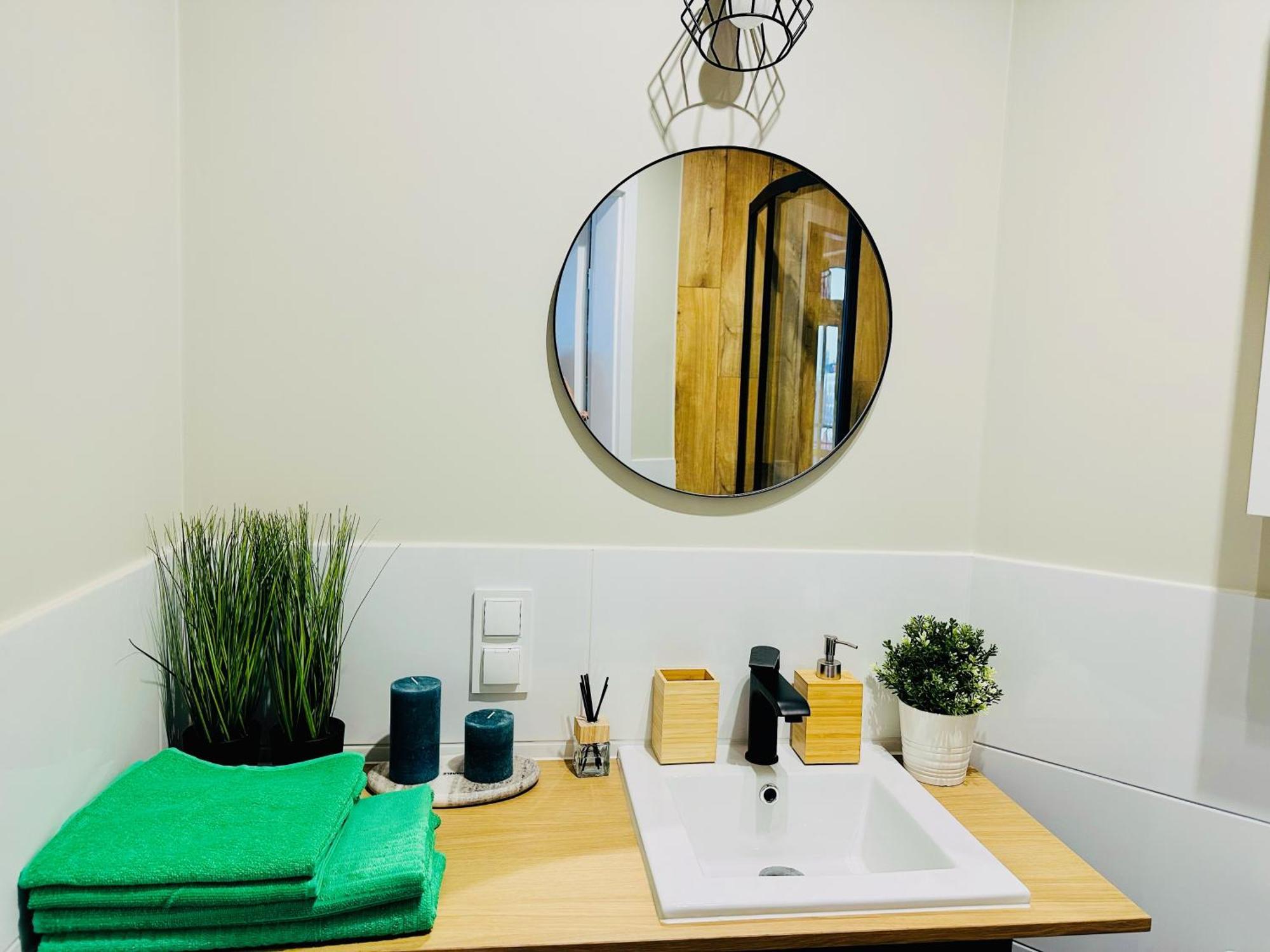 Olivia Apartments - Sloneczny Apartament W Centrum Warszawy, Plac Unii Lubelskiej, Lazienki Krolewskie, Pole Mokotowskie Варшава Екстериор снимка