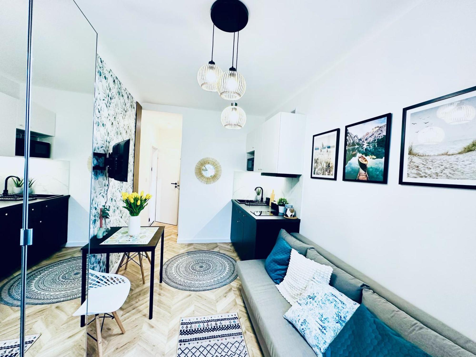 Olivia Apartments - Sloneczny Apartament W Centrum Warszawy, Plac Unii Lubelskiej, Lazienki Krolewskie, Pole Mokotowskie Варшава Екстериор снимка